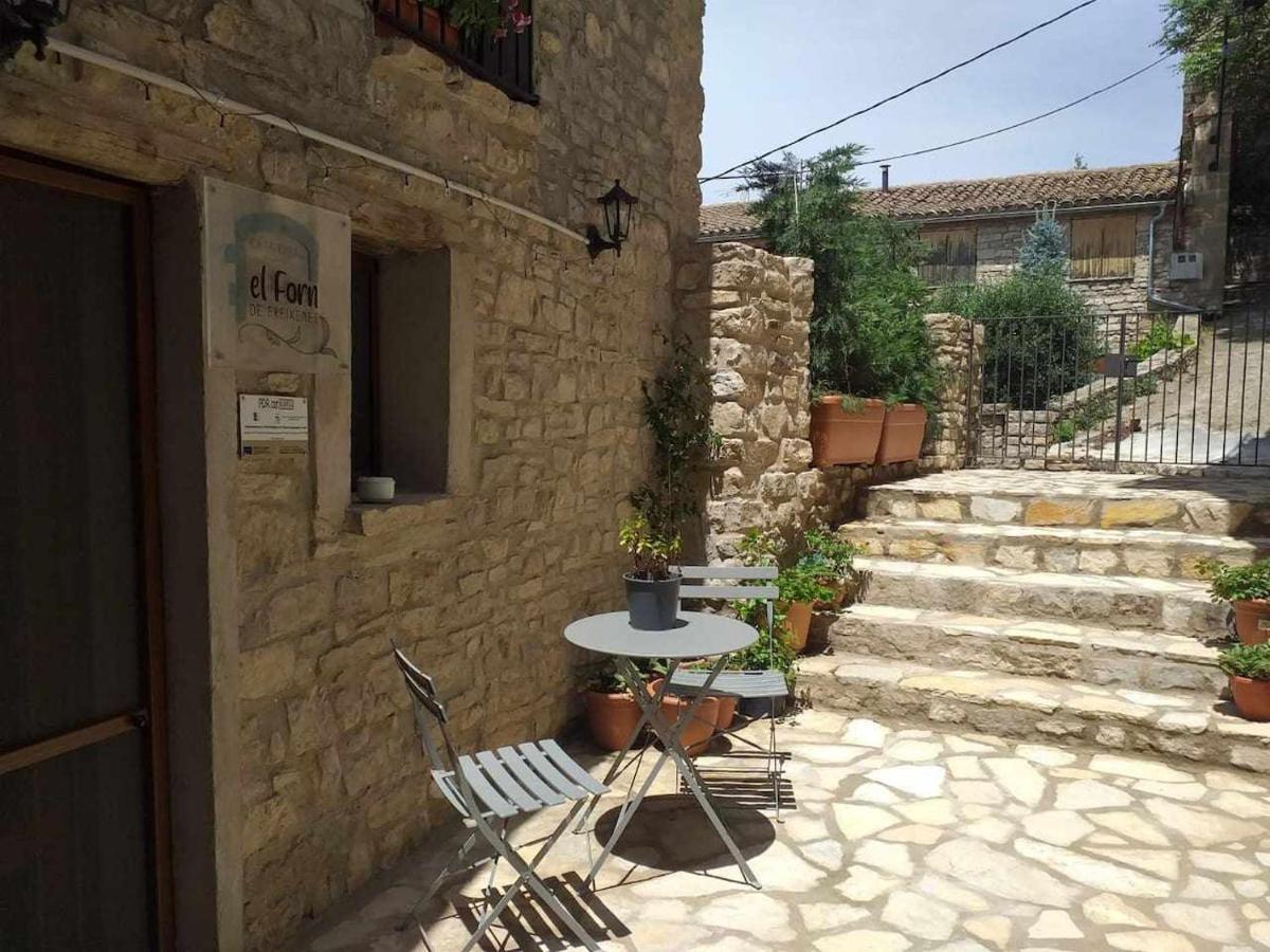 El Forn De Freixenet Con Servicios De Un Hotel Lleida Værelse billede