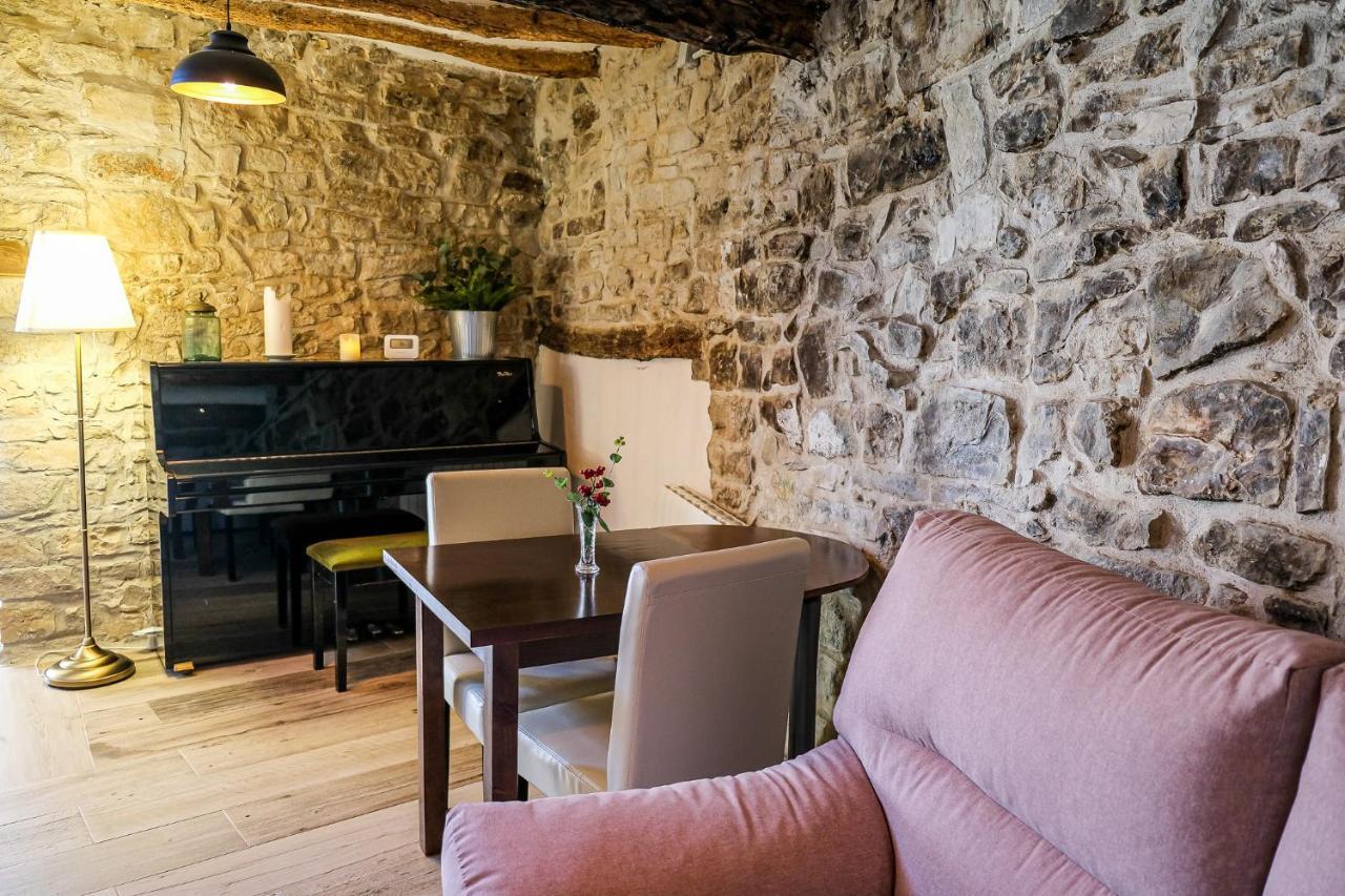 El Forn De Freixenet Con Servicios De Un Hotel Lleida Eksteriør billede