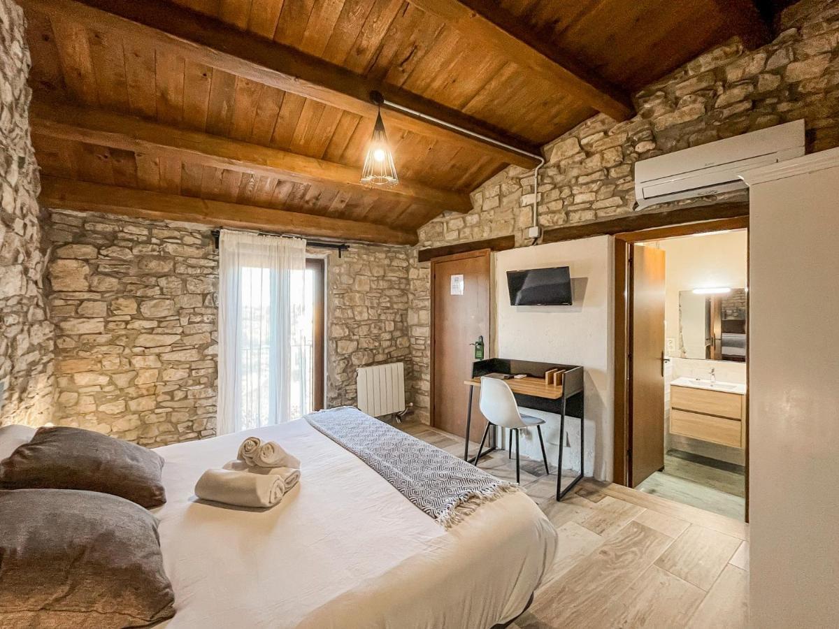 El Forn De Freixenet Con Servicios De Un Hotel Lleida Eksteriør billede