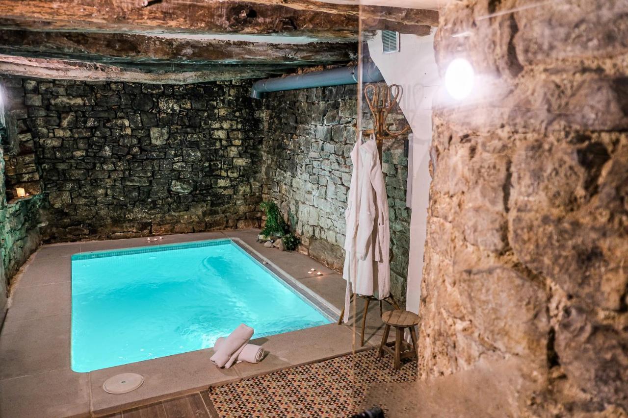 El Forn De Freixenet Con Servicios De Un Hotel Lleida Eksteriør billede